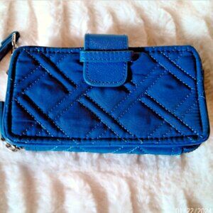 Pre-owned Blue Vera Bradley Wallet in Very Good Condition